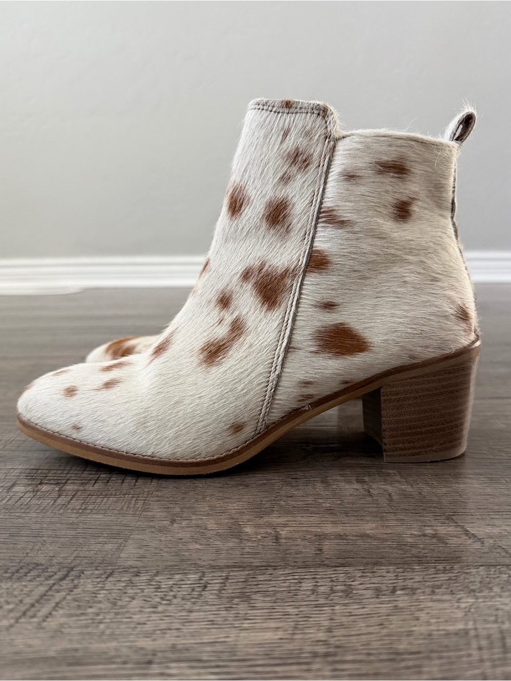 Myra Proton Hair On Cowhide Western Ankle Booties Womens Size 10 Brown White - Picture 4 of 11